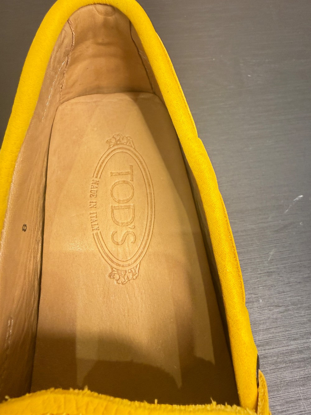 TOD'S Men's Gommino Pebbled Leather Driving Loafers Yellow Size US 8 Brand New with Box & Dust Bag|105