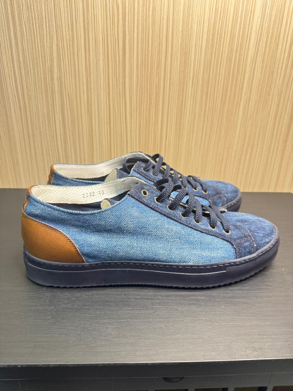 Doucal's Blue Denim Low Top Sneakers – Size 43|118