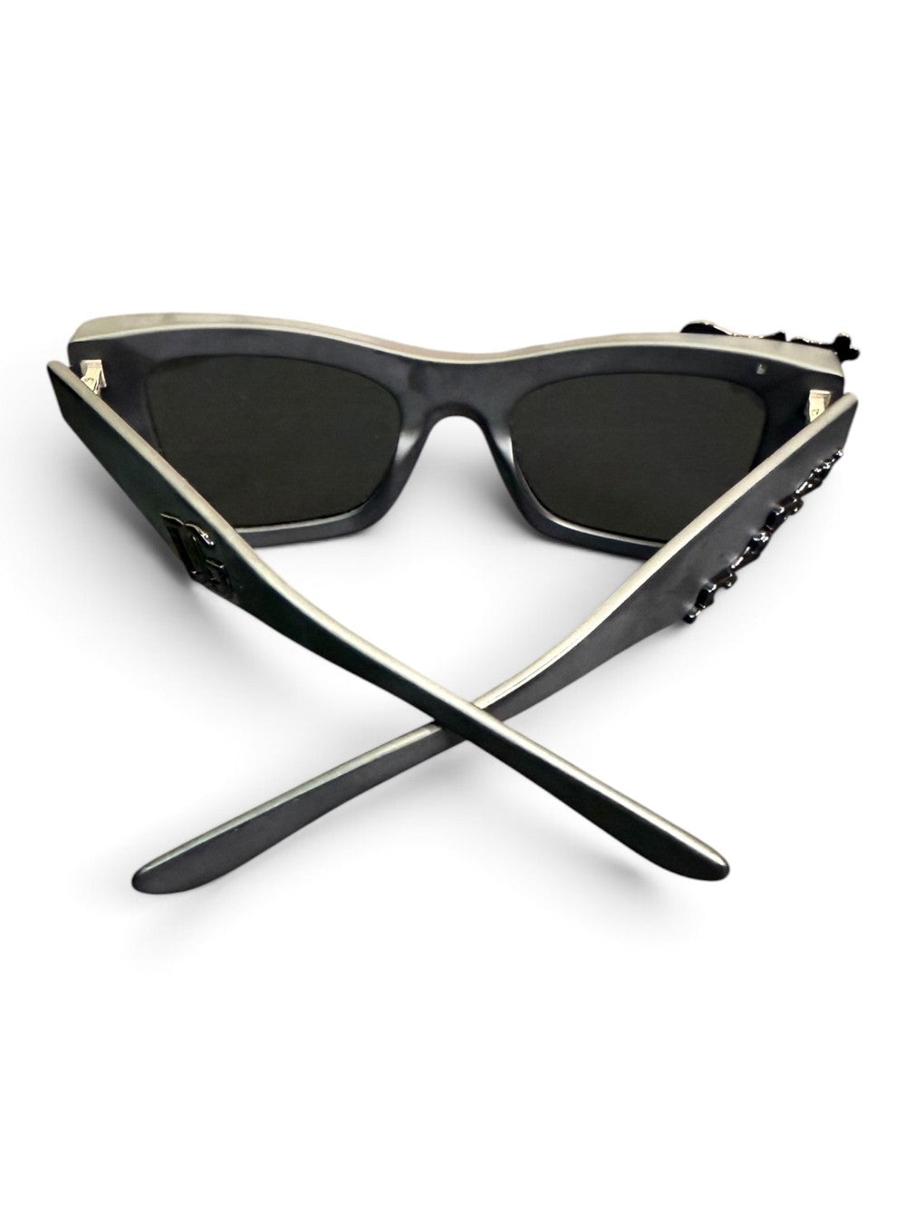 Dolce & Gabbana DG Oversized Cat-Eye Sunglasses – Black|837