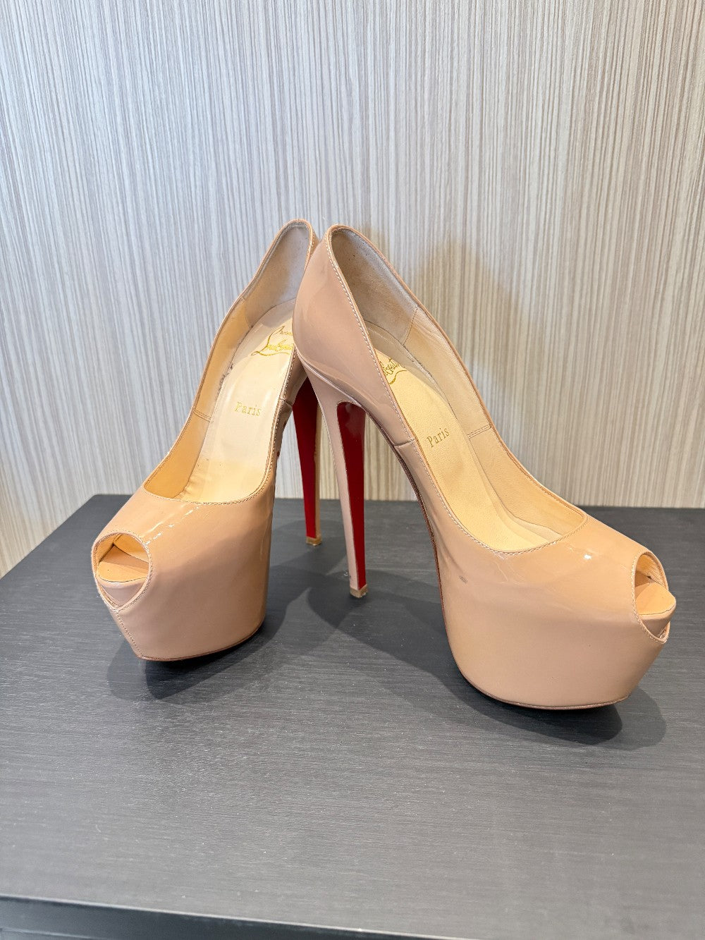 Christian Louboutin Lady Peep 150 Nude Patent Leather Platform Pumps|18
