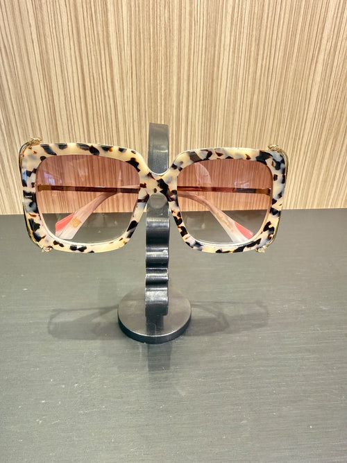 CAMILLA The After Party Oversized Square Sunglasses – Ivory Tortoise / Gold|392