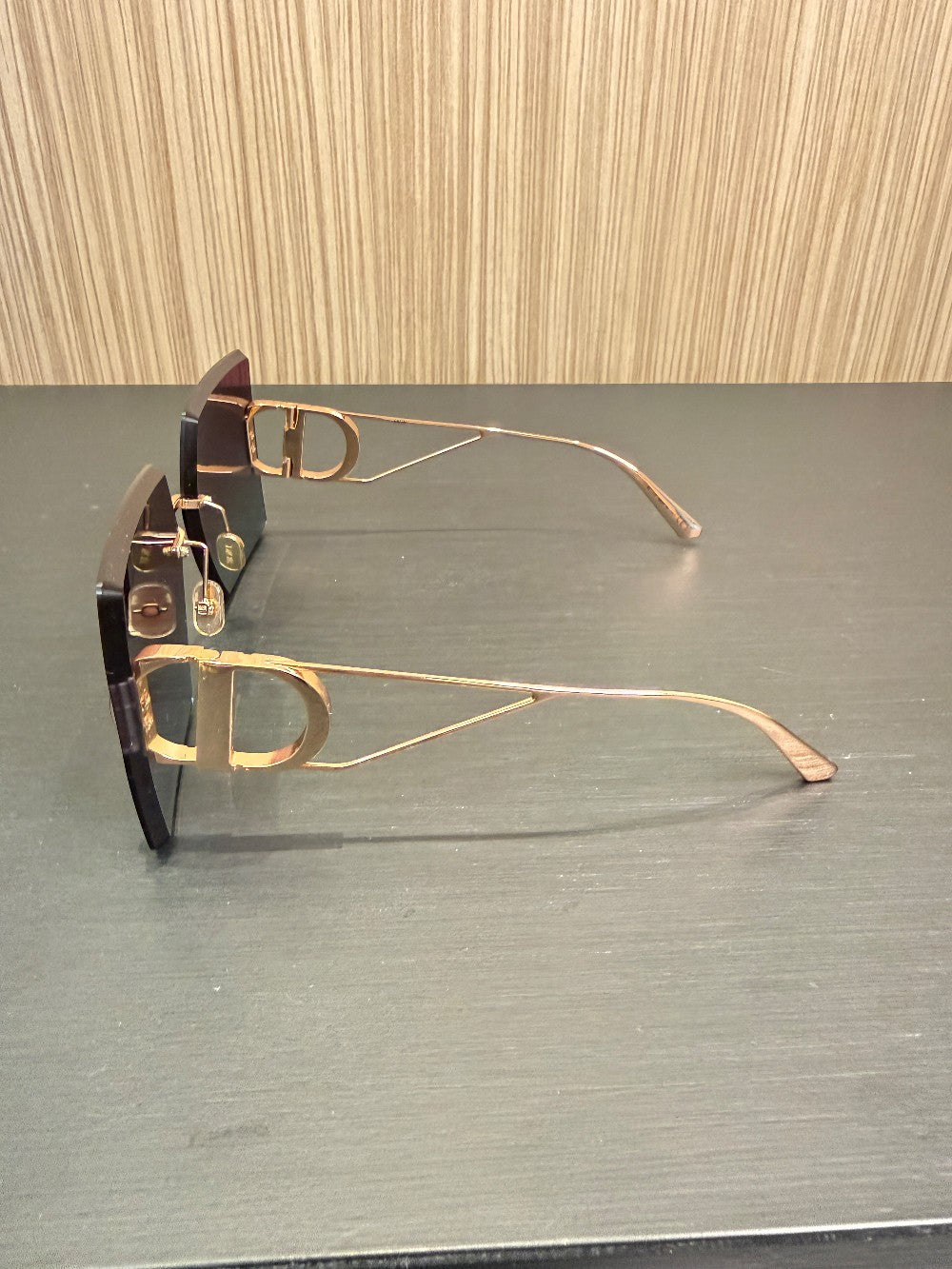 Christian Dior 30Montaigne S2U Oversized Rimless Square Sunglasses – Rose Gold / Burgundy Gradient|387