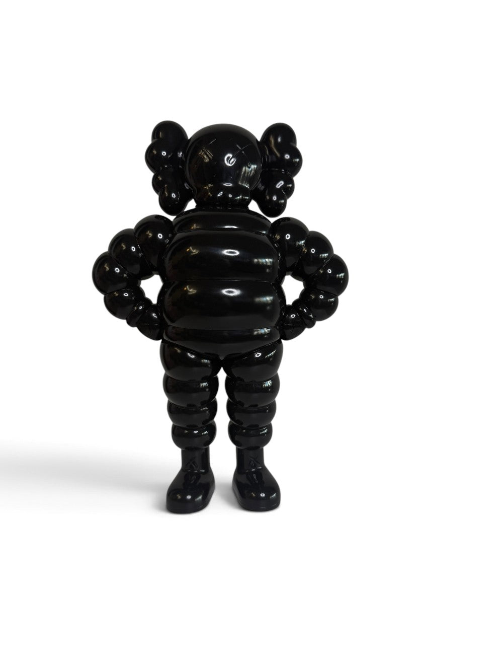 KAWS CHUM Vinyl Figure – Black – 20th Anniversary 2022|694