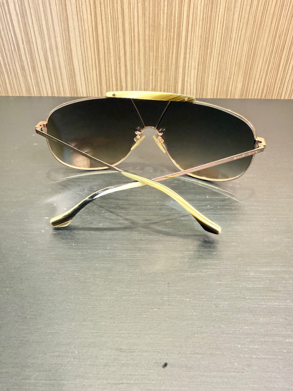 Product Name  Balenciaga BA30 Aviator Sunglasses Rose Gold BA30 28P 66-08-135|378