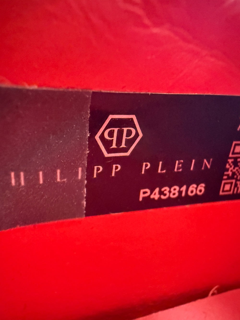 Philipp Plein Red Pebbled Leather Hexagon Logo Sneakers – Size 43|139