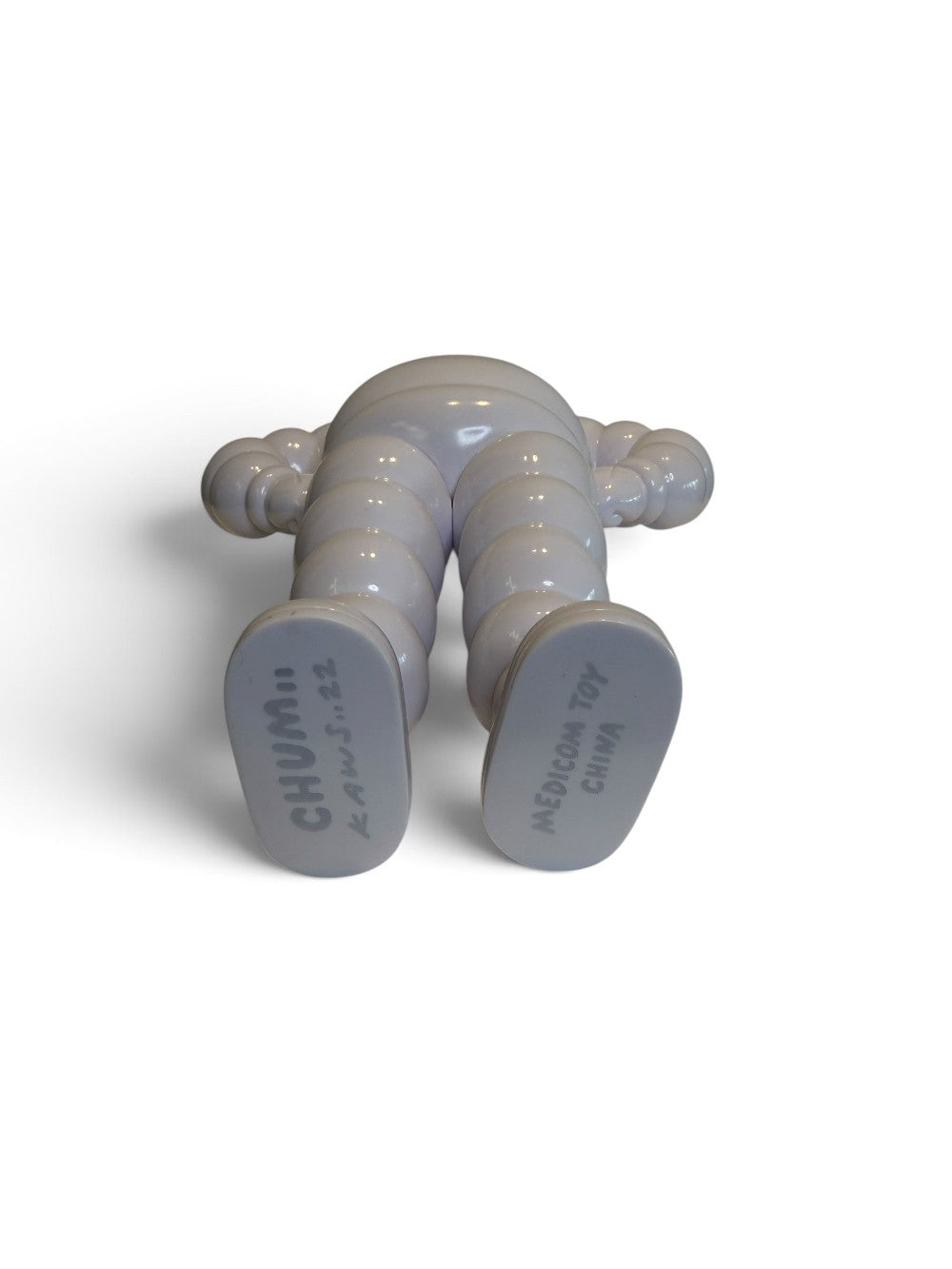 KAWS CHUM Vinyl Figure – White – 20th Anniversary 2022|696