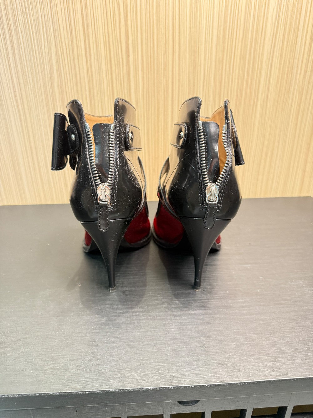 Moschino Cheap and Chic Black Patent & Red Satin Ankle Bootie Pumps Size 39|229