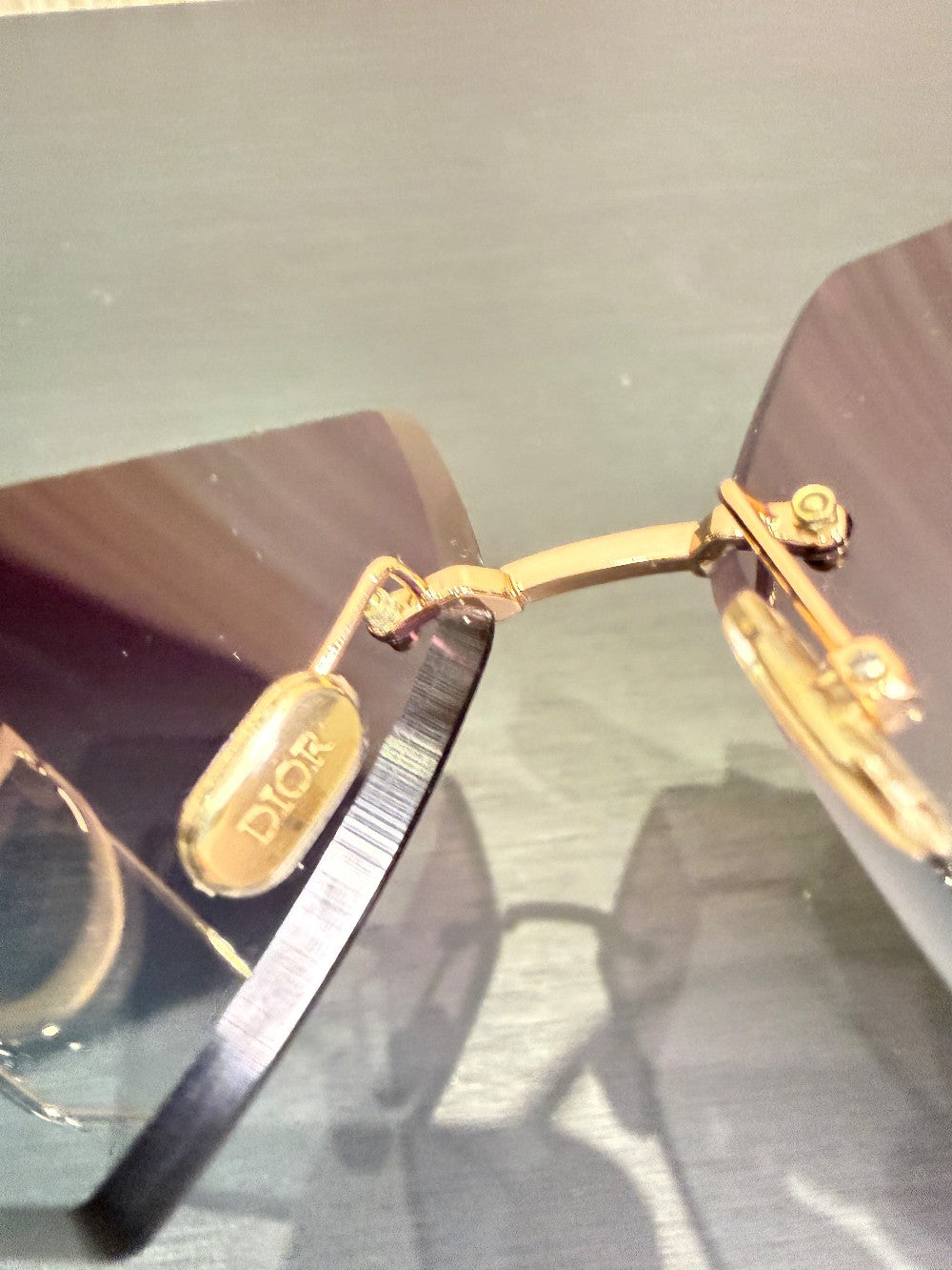 Christian Dior 30Montaigne S2U Oversized Rimless Square Sunglasses – Rose Gold / Burgundy Gradient|385