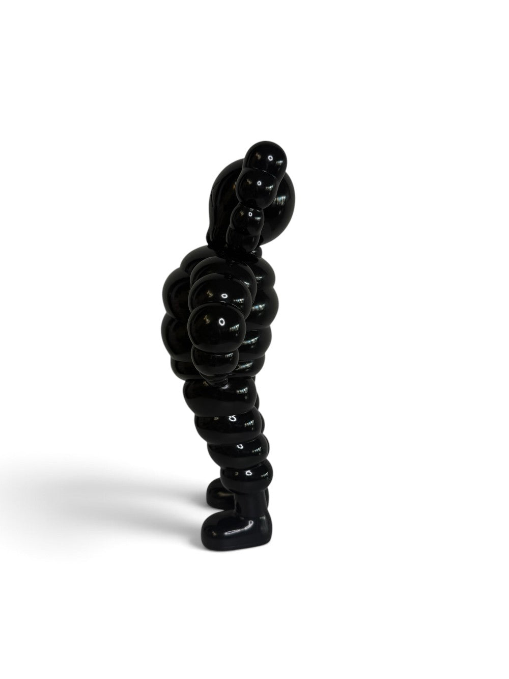 KAWS CHUM Vinyl Figure – Black – 20th Anniversary 2022|695