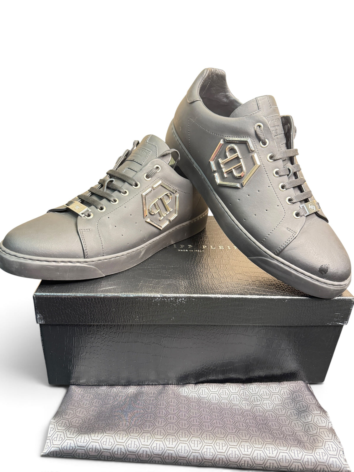 Philipp Plein Black Leather Hexagon Logo Sneakers – Size 44