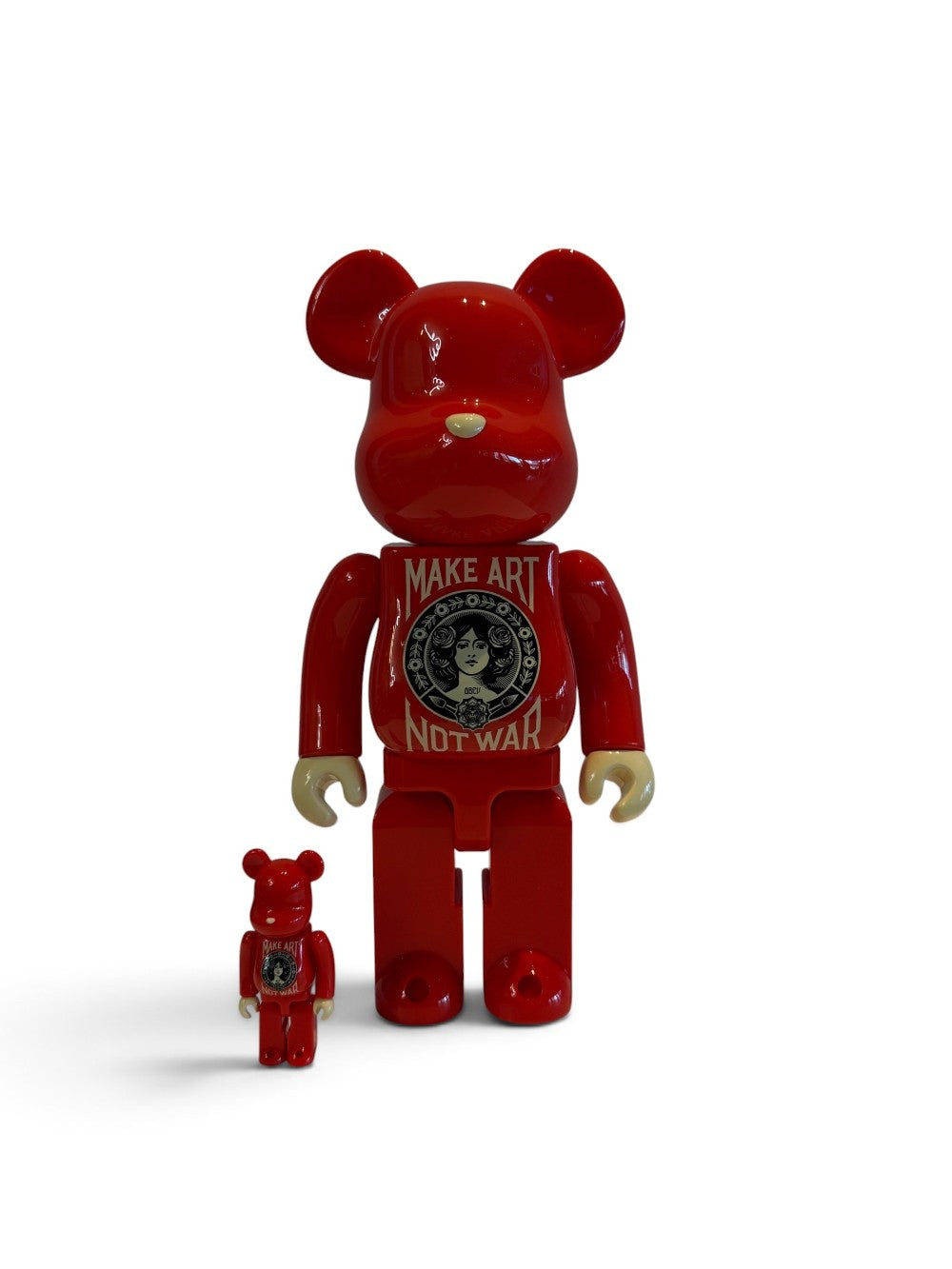 BE@RBRICK × Shepard Fairey OBEY “Make Art Not War” Red 100% & 400% Set|645
