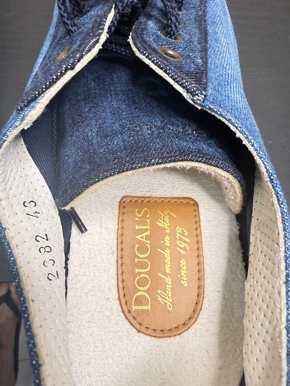 Doucal's Blue Denim Low Top Sneakers – Size 43|123