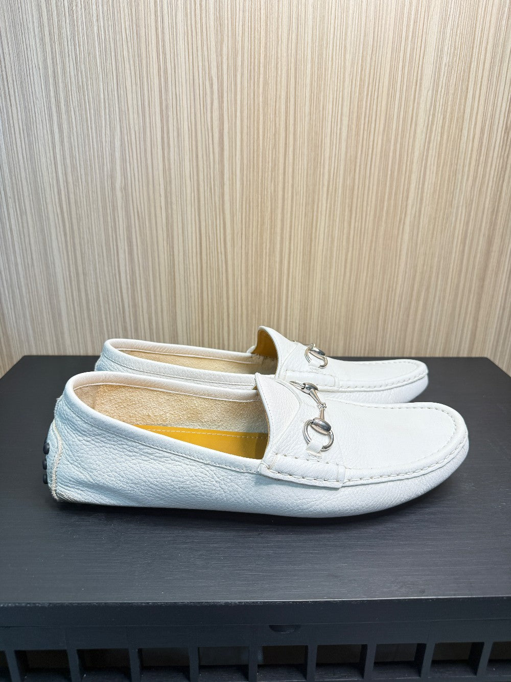 Gucci White Pebbled Leather Horsebit Driver Loafers Size 10.5|187