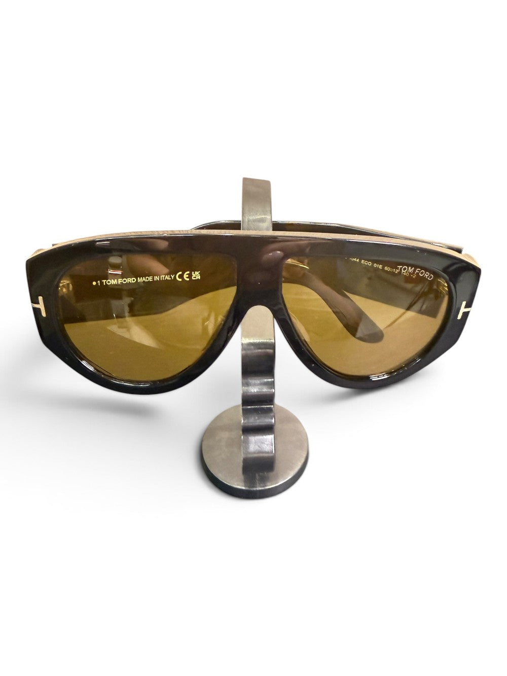 Tom Ford Bronson TF1044 01E Oversized Aviator Sunglasses Size 60-12-140 – Shiny Black / Amber|822
