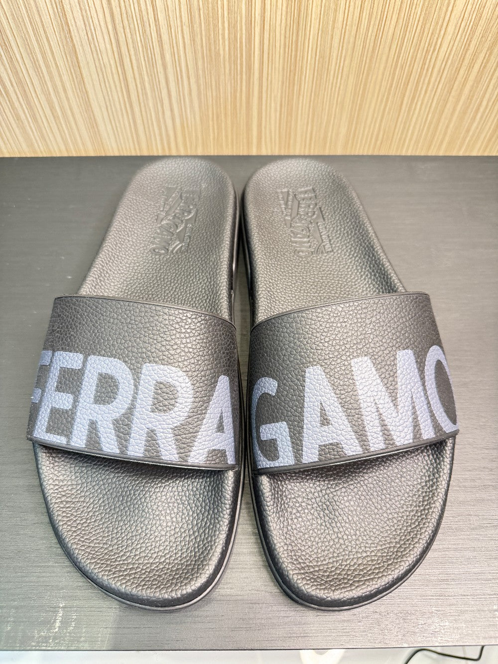 Salvatore Ferragamo Logo Rubber Pool Slides Black Size US Men's 10|247