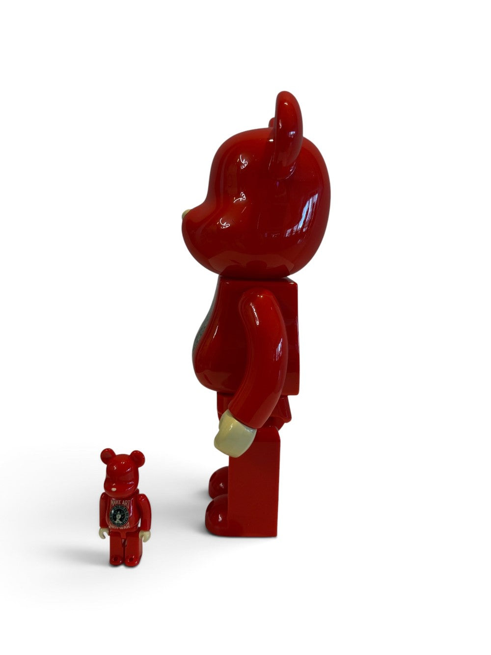 BE@RBRICK × Shepard Fairey OBEY “Make Art Not War” Red 100% & 400% Set|642
