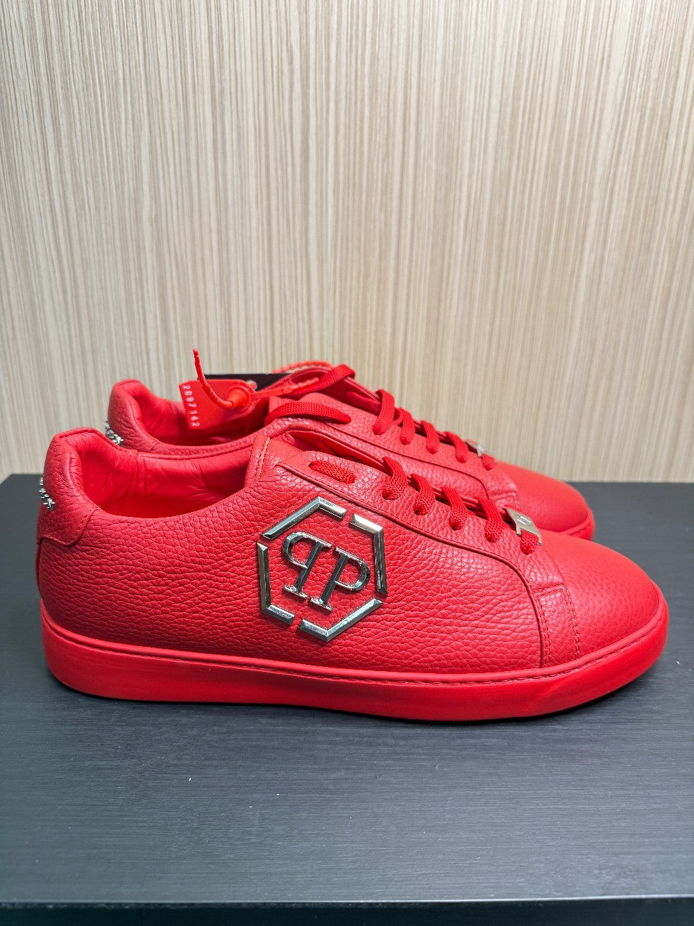 Philipp Plein Red Pebbled Leather Hexagon Logo Sneakers – Size 43|134
