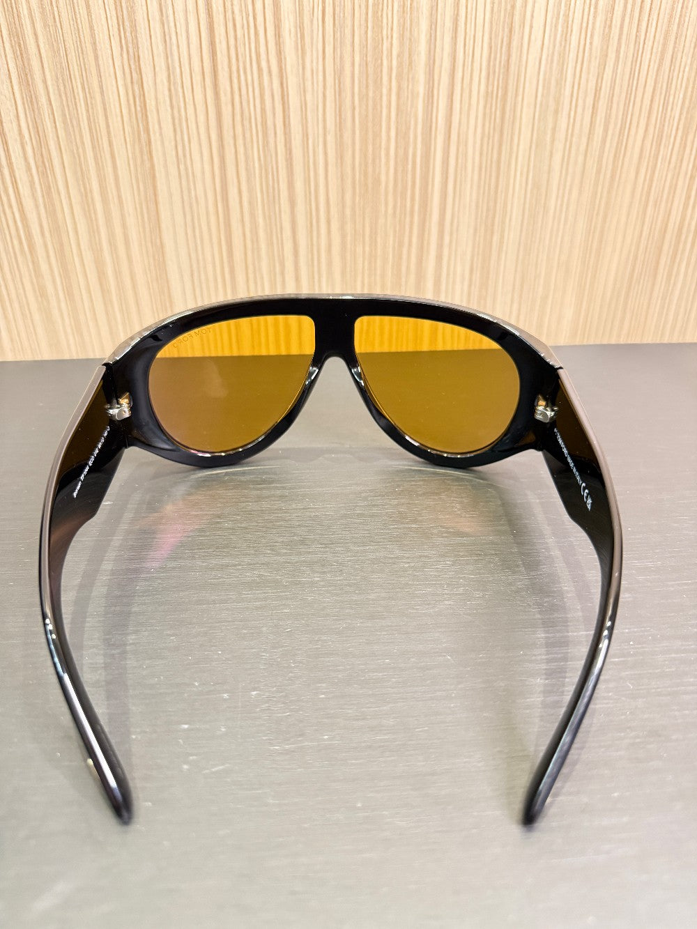 Tom Ford Bronson TF1044 01E Oversized Aviator Sunglasses Size 60-12-140 – Shiny Black / Amber|414